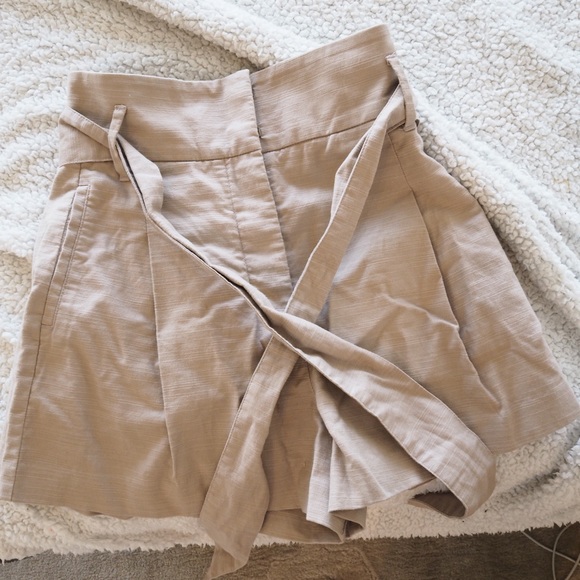 Wilfred Tie-Front Shorts - Picture 4 of 7